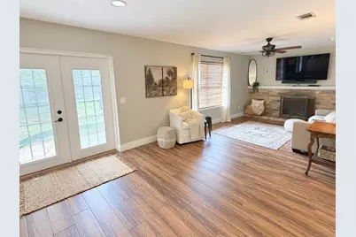 2322 Colleen Drive Drive, Pearland, TX 77581 - Photo 9