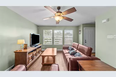 9906 Farrell Drive, Houston, TX 77070 - Photo 5
