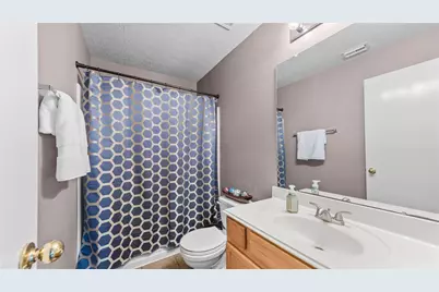9906 Farrell Drive, Houston, TX 77070 - Photo 17