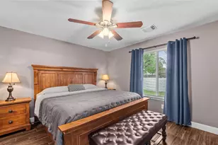 9906 Farrell Dr, Houston, TX 77070 - Photo 11