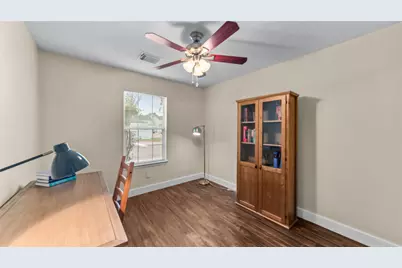 9906 Farrell Drive, Houston, TX 77070 - Photo 15
