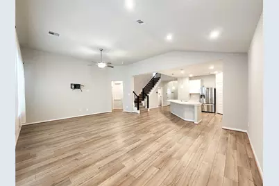 10714 Cliffs View Dr Drive, Rosharon, TX 77583 - Photo 11