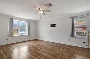 5309 Perry Ave, Galveston, TX 77551 - Photo 9