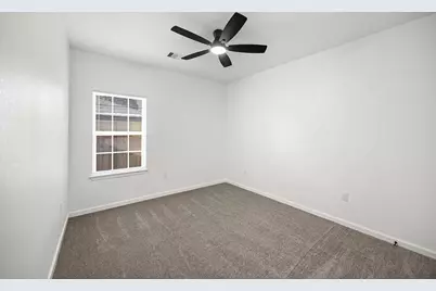 10426 Royal Oaks Drive, Houston, TX 77016 - Photo 17