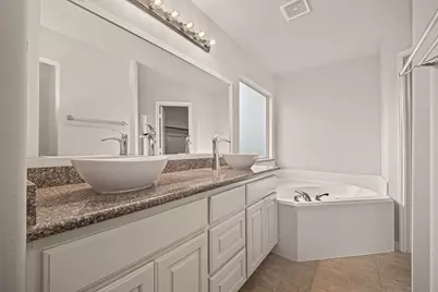 16299 Hidden Deer Lane, Conroe, TX 77302 - Photo 9