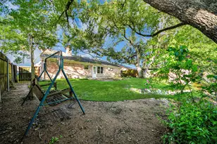 12122 Dorrance Ln, Meadows Place, TX 77477 - Photo 37
