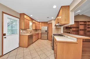 12122 Dorrance Ln, Meadows Place, TX 77477 - Photo 17