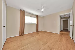 12122 Dorrance Ln, Meadows Place, TX 77477 - Photo 33