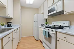 7950 N Stadium Dr, Houston, TX 77030 - Photo 11