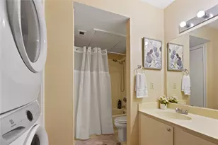 7950 N Stadium Dr, Houston, TX 77030 - Photo 3