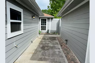 17511 Glenhew Road, Humble, TX 77396 - Photo 11