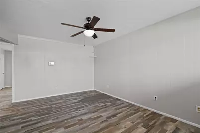 2729 Main Street #8, La Marque, TX 77568 - Photo 1