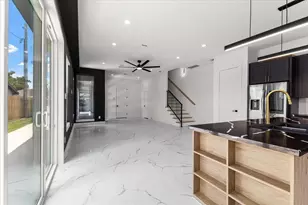 5110 Longmeadow St, Houston, TX 77033 - Photo 7