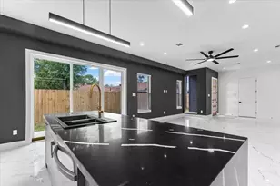 5110 Longmeadow St, Houston, TX 77033 - Photo 5