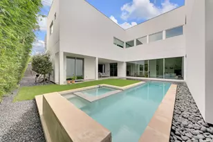 2915 Drexel Dr, Houston, TX 77027 - Photo 3