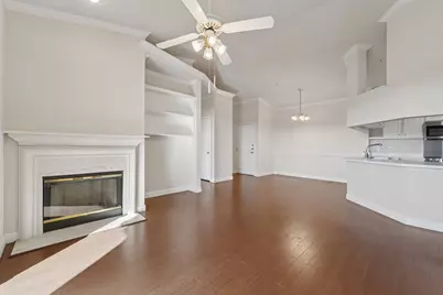 2111 S Welch Street #A318, Houston, TX 77019 - Photo 5