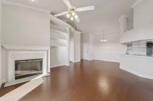 2111 S Welch St, Houston, TX 77019 - Photo 5