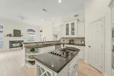 6885 Tournament Drive, Houston, TX 77069 - Photo 15