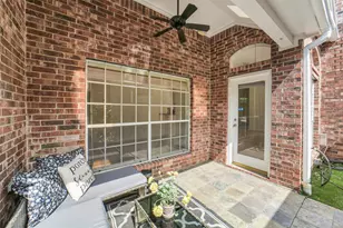 6885 Tournament Dr, Houston, TX 77069 - Photo 23