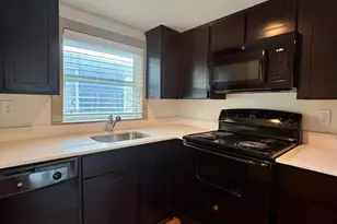 1009 Enid St, Houston, TX 77009 - Photo 9