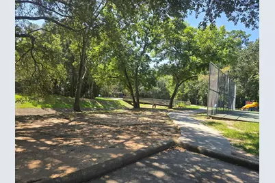 600 Hilliard Street, Conroe, TX 77301 - Photo 15