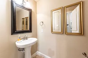 403 Marina View Dr, Webster, TX 77598 - Photo 37