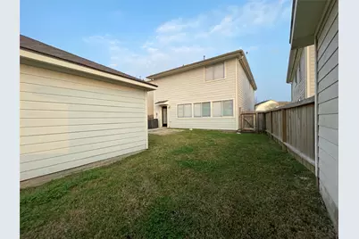 11913 Longwood Garden Way, Houston, TX 77047 - Photo 29