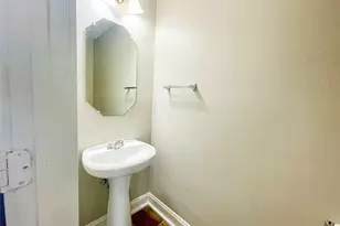 11913 Longwood Garden Way, Houston, TX 77047 - Photo 15