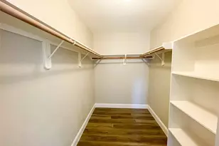 11913 Longwood Garden Way, Houston, TX 77047 - Photo 23