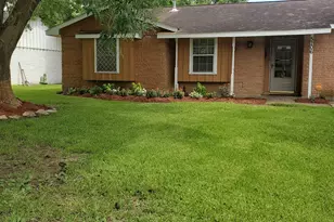5206 Madden Ln, Houston, TX 77048 - Photo 1