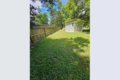 10037 Lazy Oaks Drive, Conroe, TX 77306 - Photo 5