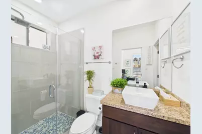 1404 Spring Street #A, Houston, TX 77007 - Photo 9