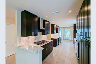 8815 Lyndonnille Falls Lane, Houston, TX 77078 - Photo 7