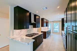 8815 Lyndonnille Falls Ln, Houston, TX 77078 - Photo 7