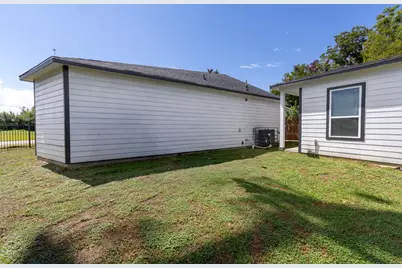 2719 Milwaukee Street, Houston, TX 77026 - Photo 3