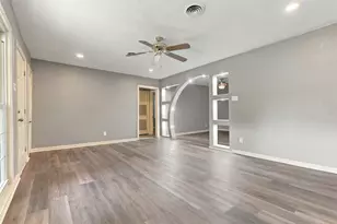 8421 Baker Dr, Houston, TX 77017 - Photo 3