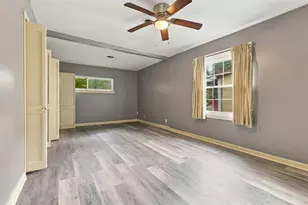 8421 Baker Dr, Houston, TX 77017 - Photo 5