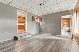 8421 Baker Dr, Houston, TX 77017 - Photo 9