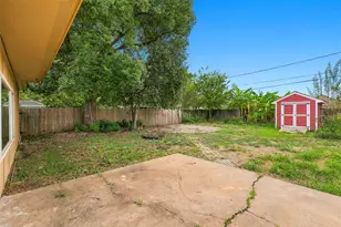 8421 Baker Dr, Houston, TX 77017 - Photo 15