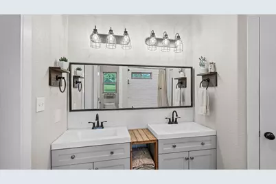 147 Wildwood Lake Drive N, Huntsville, TX 77340 - Photo 19