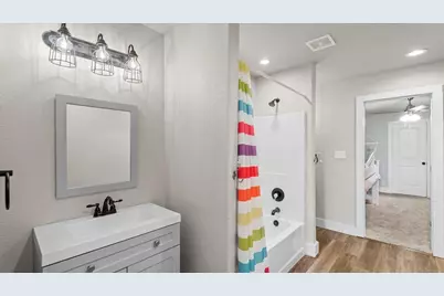 147 Wildwood Lake Drive N, Huntsville, TX 77340 - Photo 25