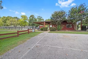 147 Wildwood Lake Dr N, Huntsville, TX 77340 - Photo 45