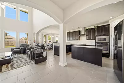 6211 Calico Pointe Court, Sugar Land, TX 77479 - Photo 9