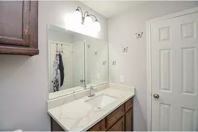 5615 Barton Street, Houston, TX 77028 - Photo 15