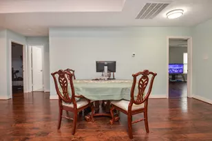 5615 Barton St, Houston, TX 77028 - Photo 13