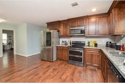 5615 Barton Street, Houston, TX 77028 - Photo 11