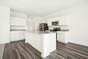 10304 Red Orchid Dr, Houston, TX 77016 - Photo 3