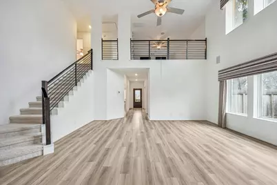 215 Freeman Boulevard, West Columbia, TX 77486 - Photo 7