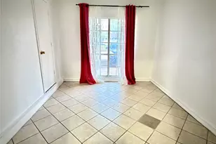 6406 Tall Willow Dr, Houston, TX 77088 - Photo 11