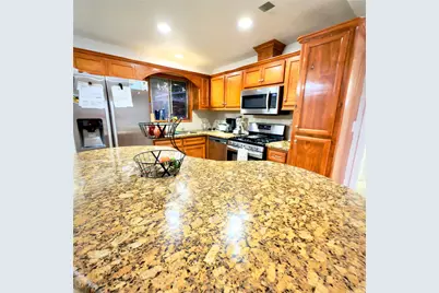 6406 Tall Willow Drive, Houston, TX 77088 - Photo 5